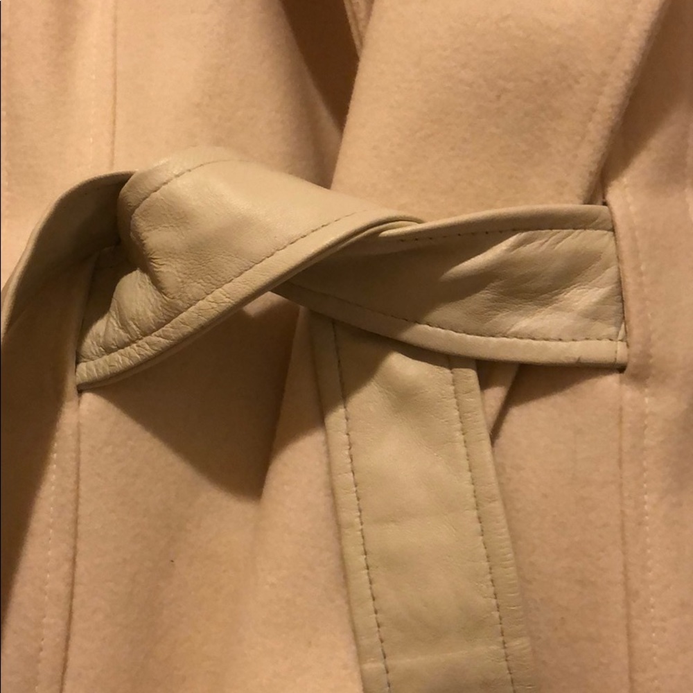 Guess Jacket - Picture 2 of 7